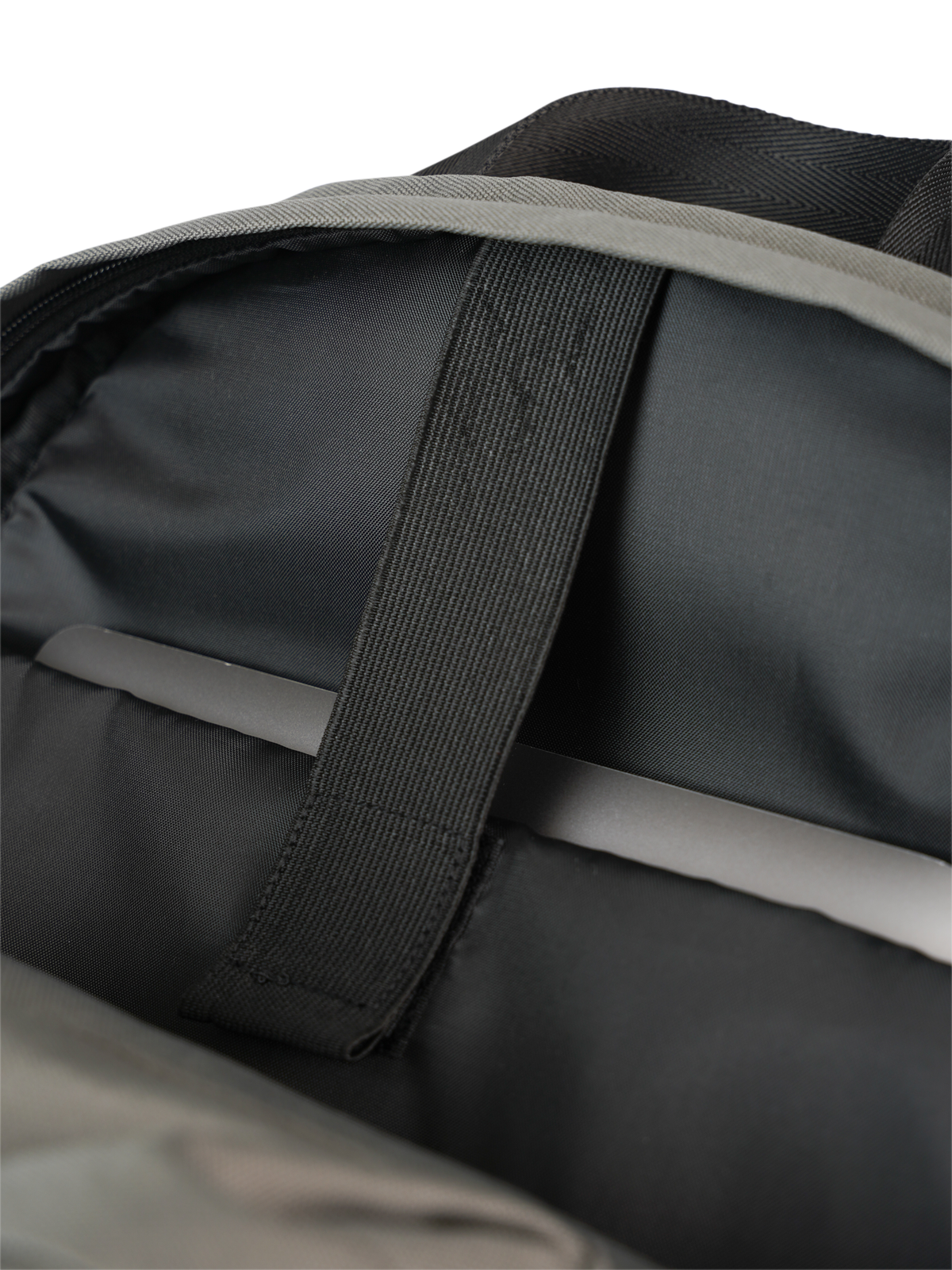 Nanga Backpack | Grau