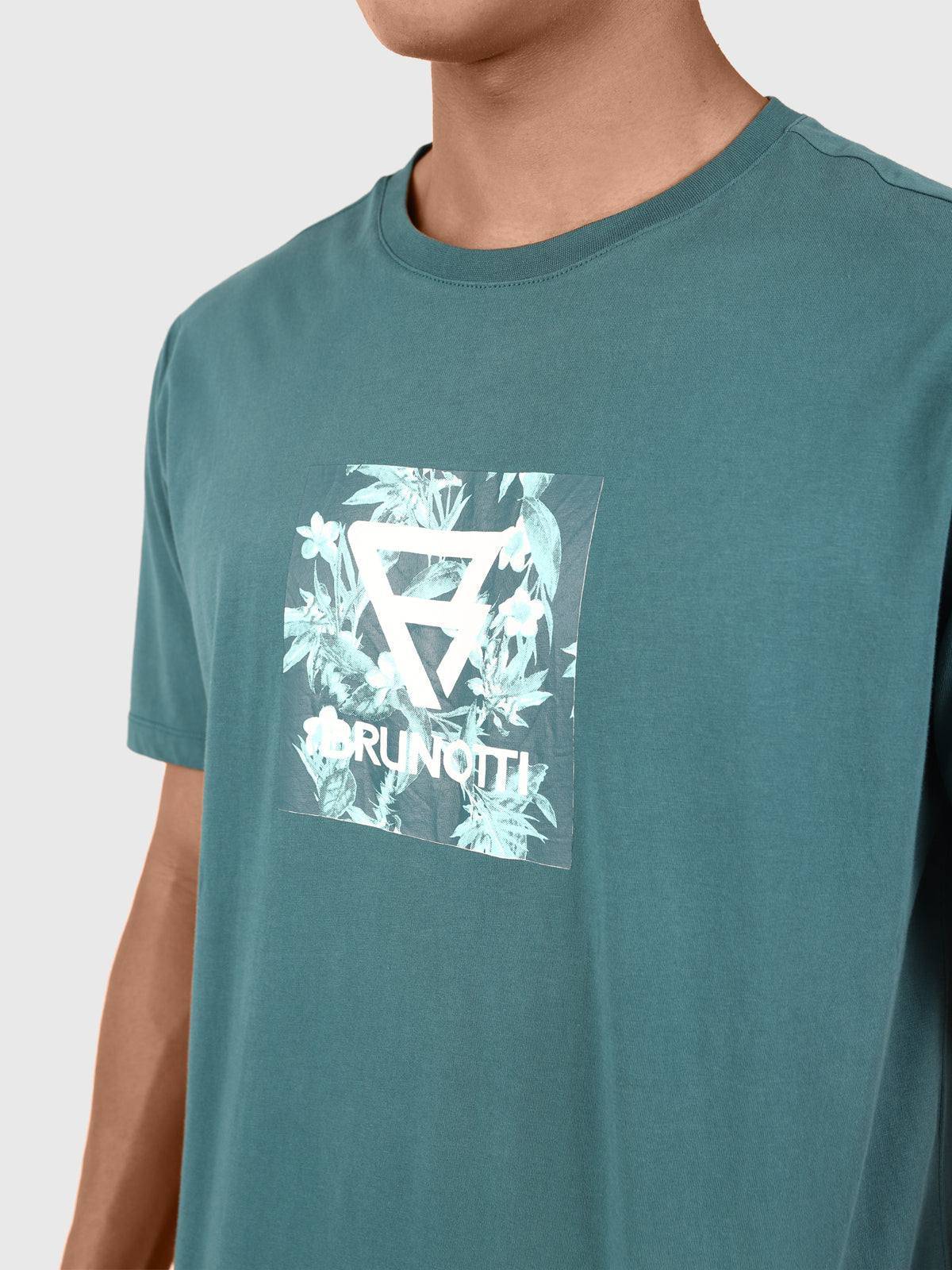 Jahn-Logosquare Men T-shirt | Green