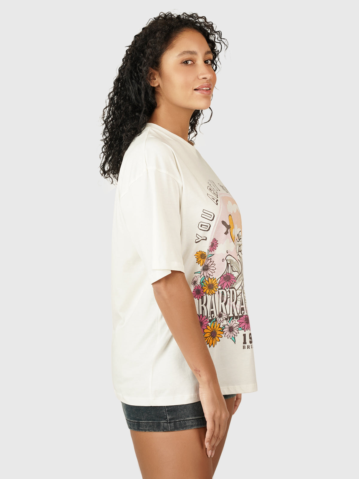 Aerial Damen Oversized T-shirt | Off-White