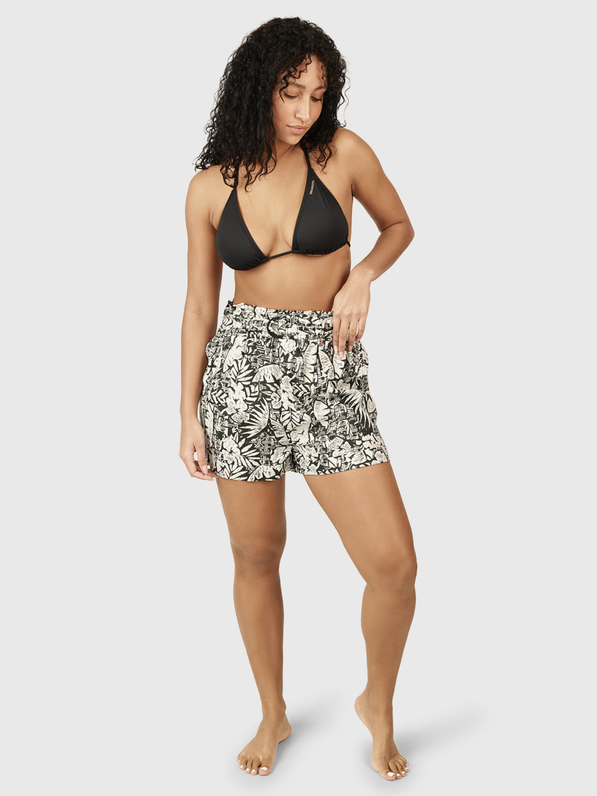 Doria-Hawai Women Shorts | Black