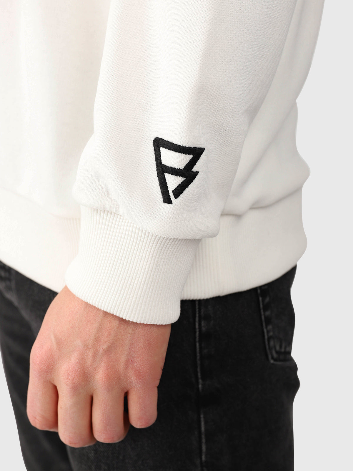 Esseries Men Sweater | Snow
