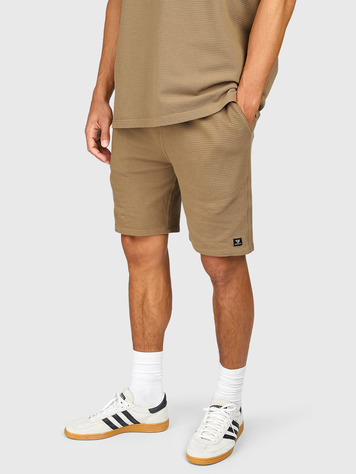 Shiptern Men Walkshorts | Shitake