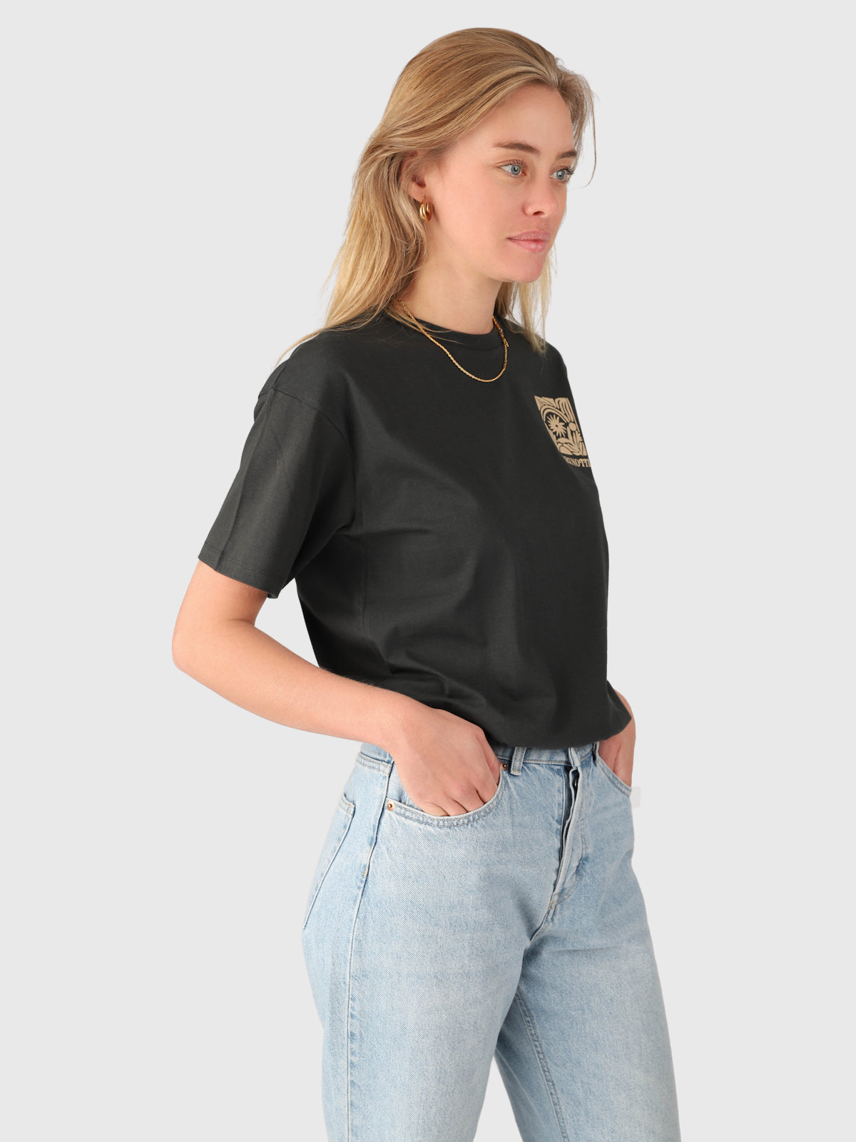 Seaya-Swirl Dames T-shirt | Pirate Black
