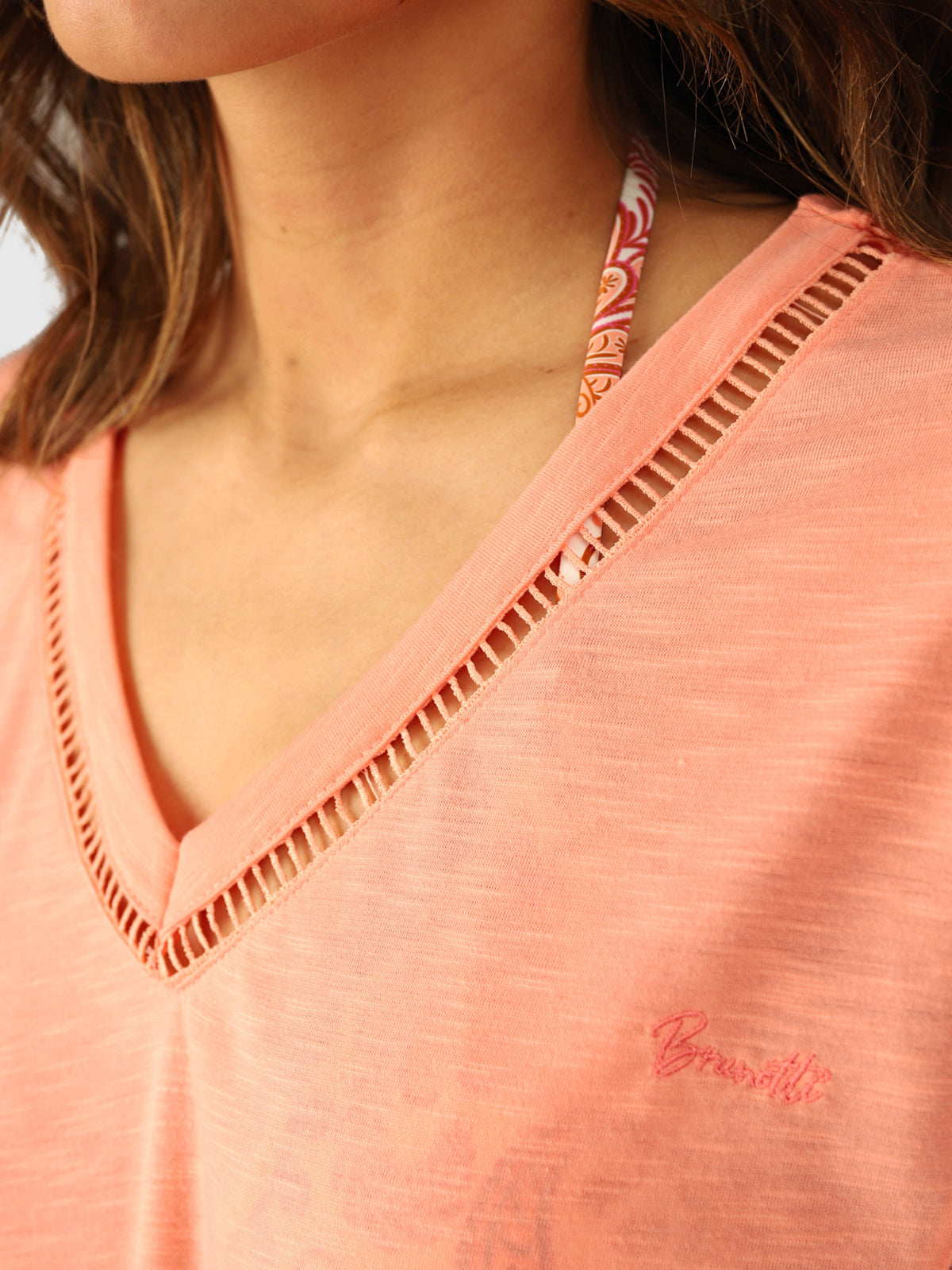 Duya Women T-shirt | Peach