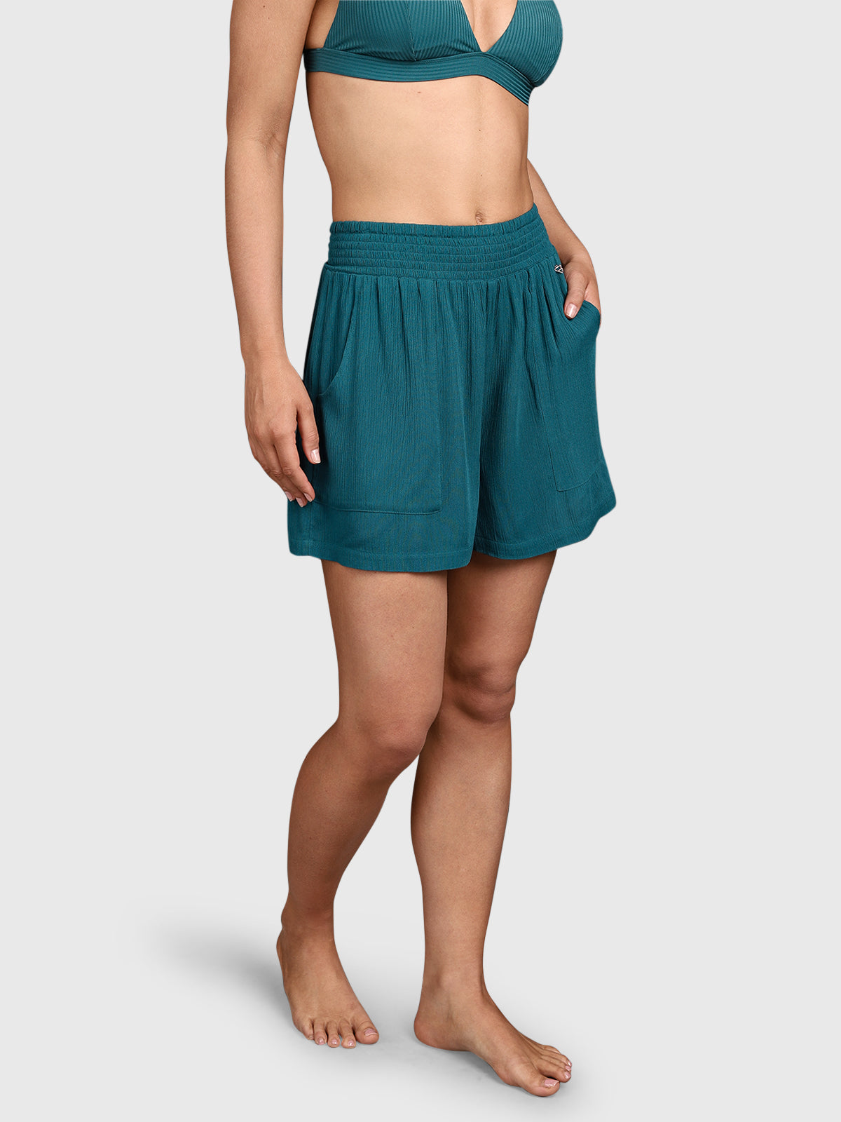 Essia Women Shorts | Mediterranea