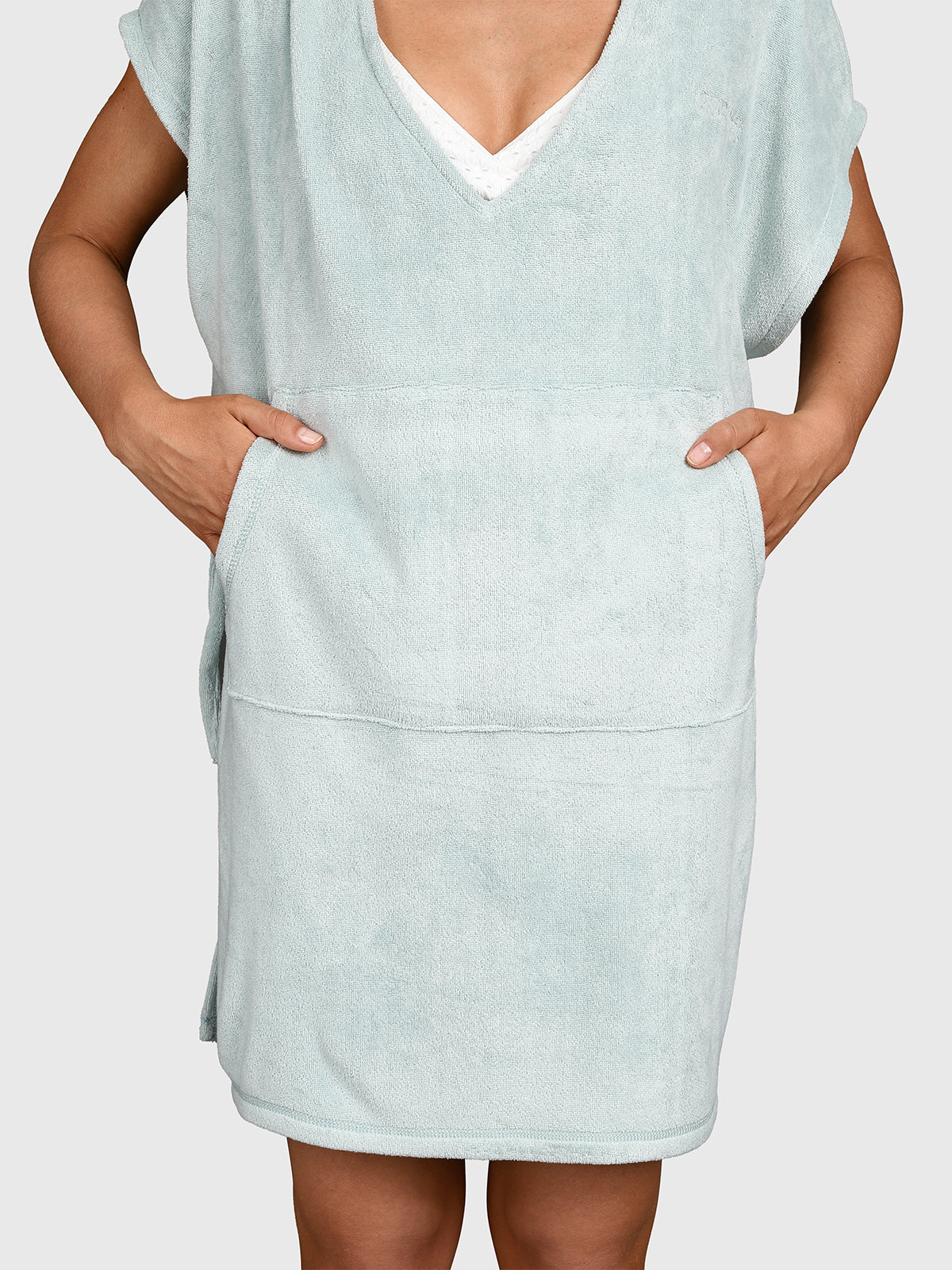 Paige Dames Poncho | Aqua Grey