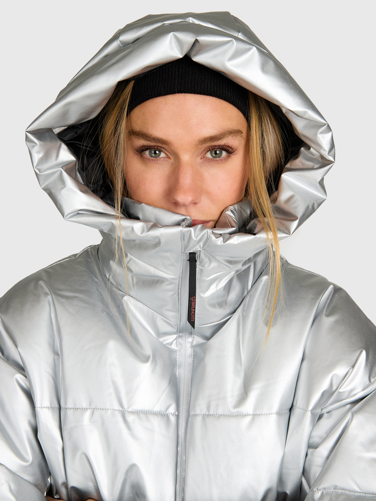 Fiaskia-Metallic Women Snow Jacket | Silver