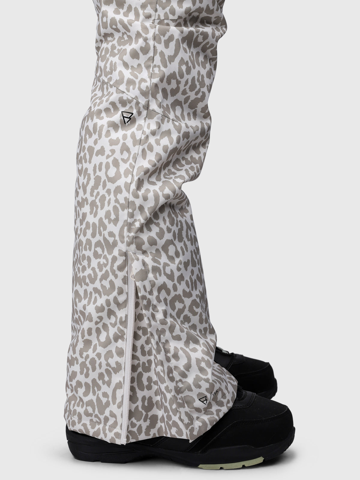 Whitewater-Print Women Snow Pants | Leopard Snow