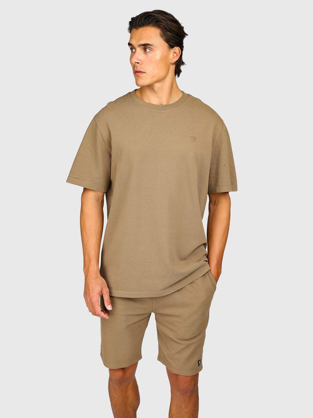 Dozan Men T-shirt | Shitake