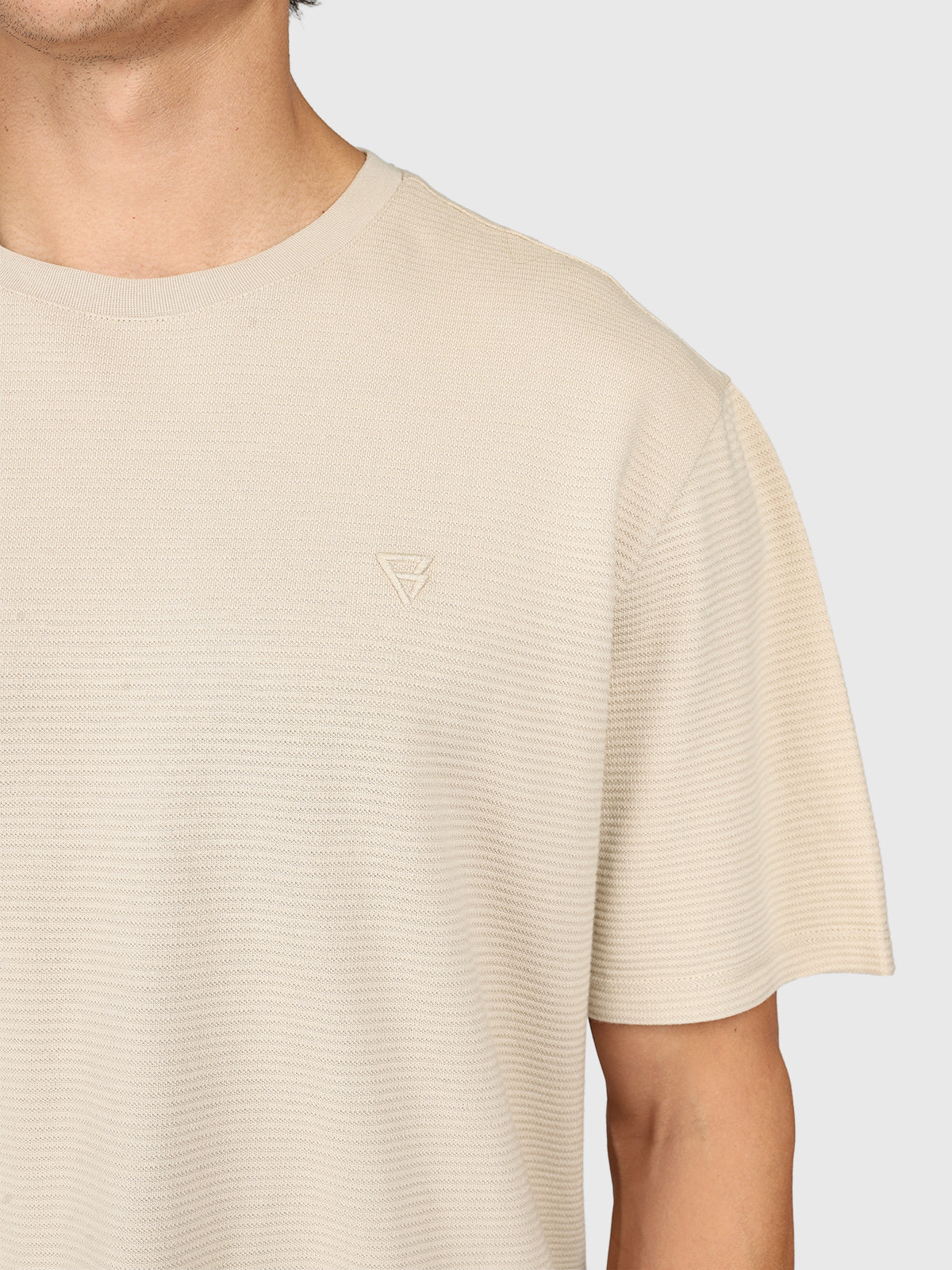 Dozan Men T-shirt | Feather Grey
