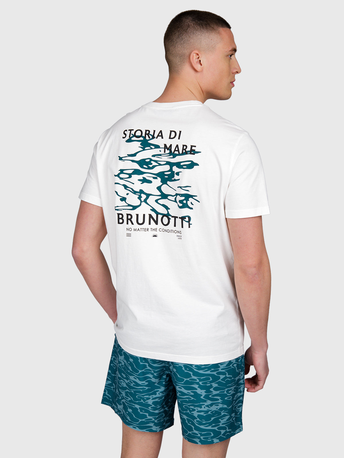 Mennolo Men T-shirt | Snow