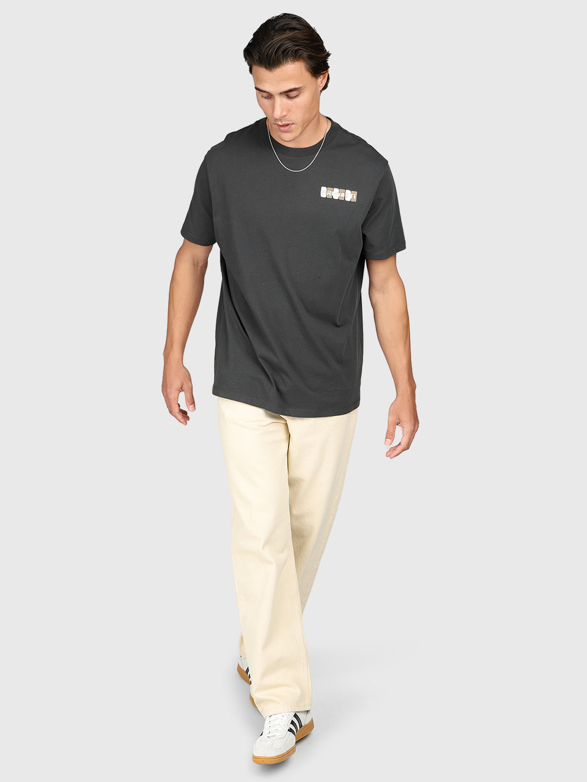 Pietros Men T-shirt | Pirate Black