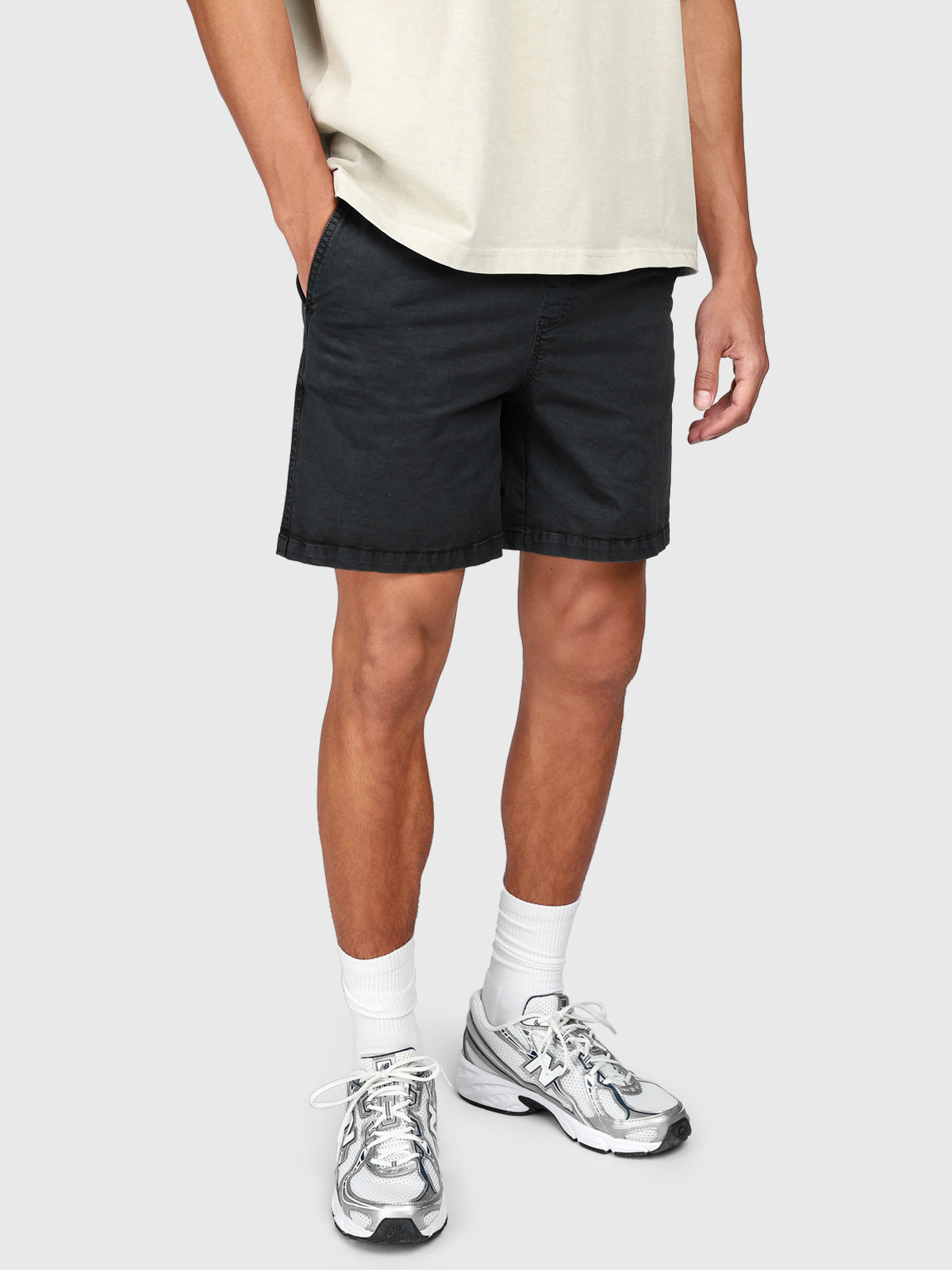 Alec Heren Walk Shorts | Black