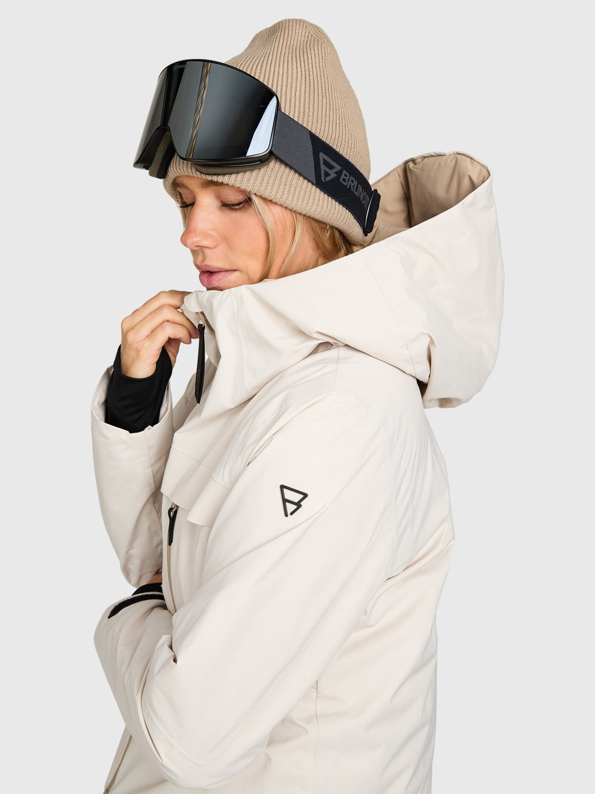Jarmena Women Snow Jacket | Moonbeam