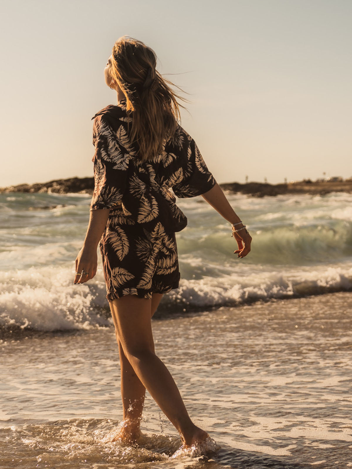 Rilee-Palm Dames Shirt | Bruin