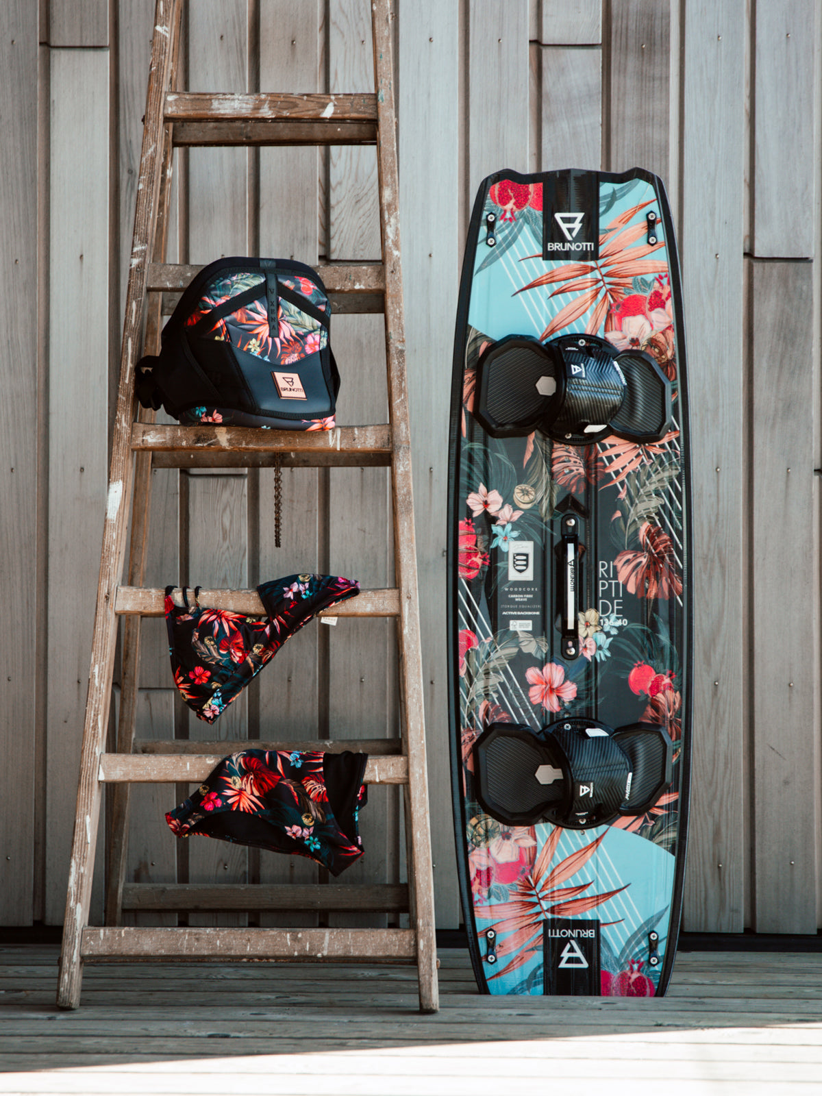 Riptide-Blossom+G10Fins Uni Kiteboard