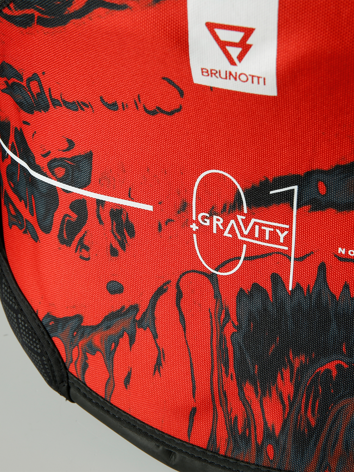 Gravity-01 Heren Trapeze | Mandarin