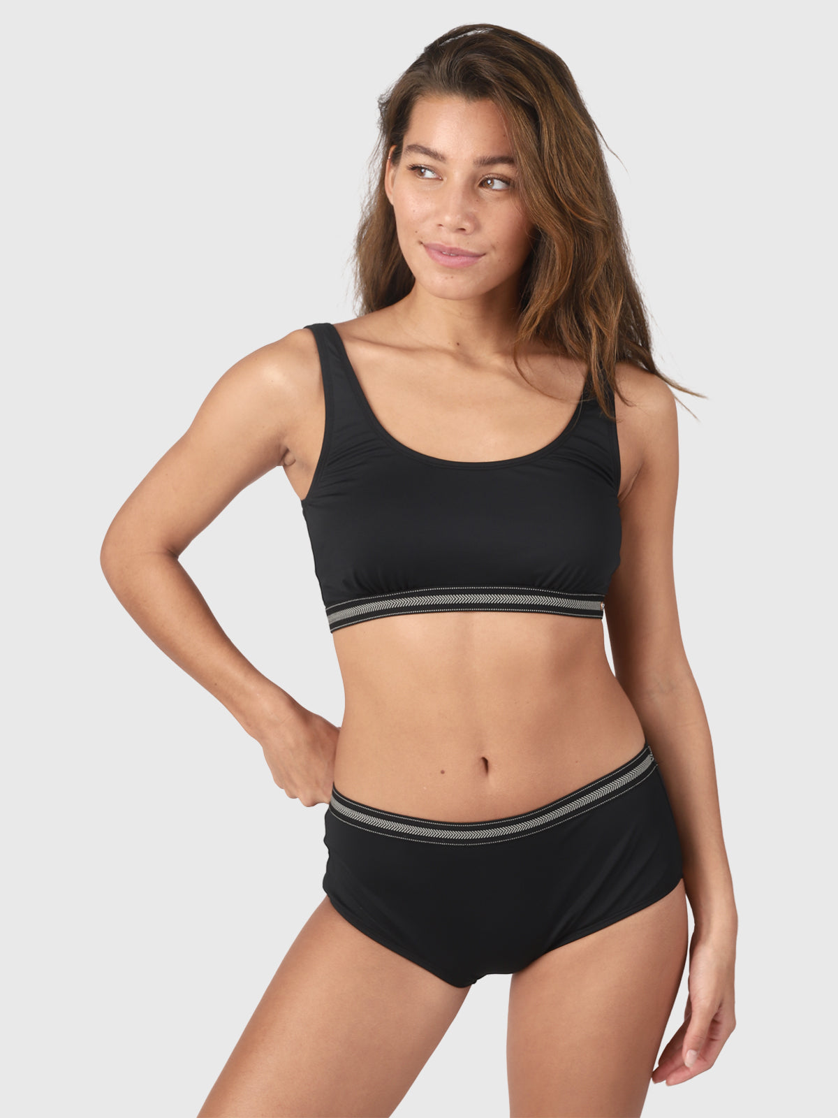 Korola Women Sports Bikini Top | Black