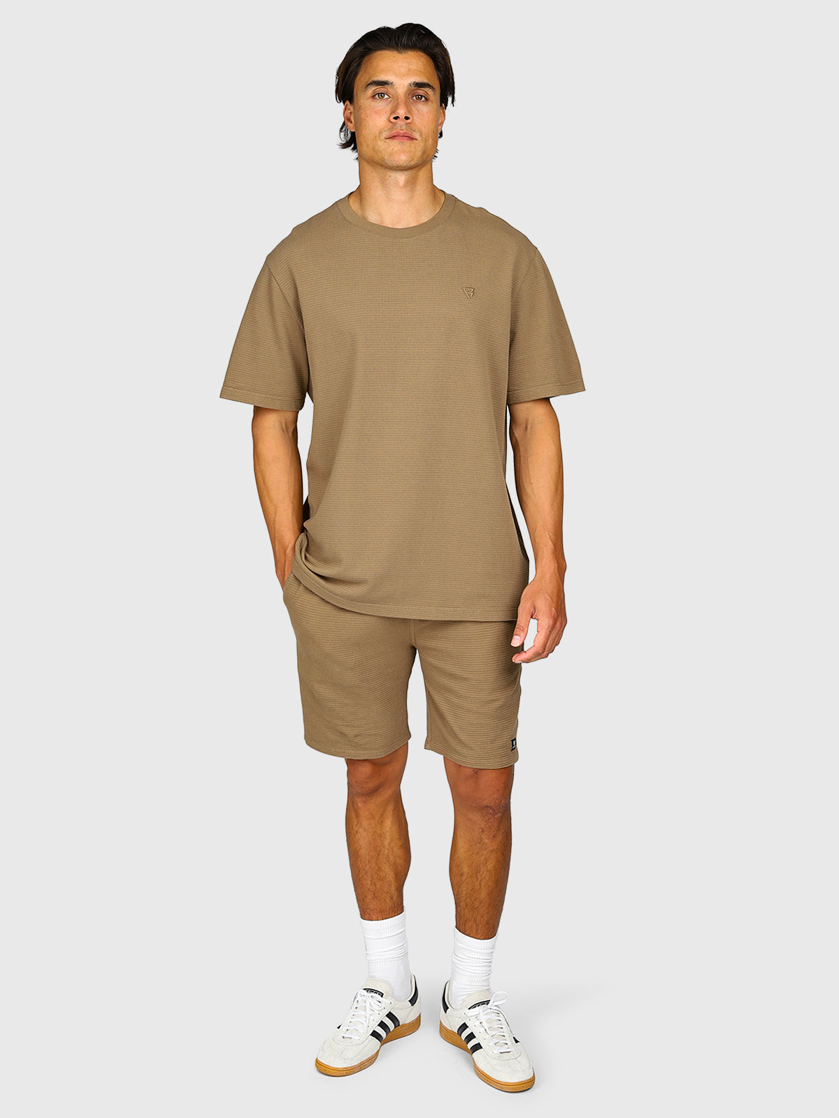Shiptern Men Walkshorts | Shitake