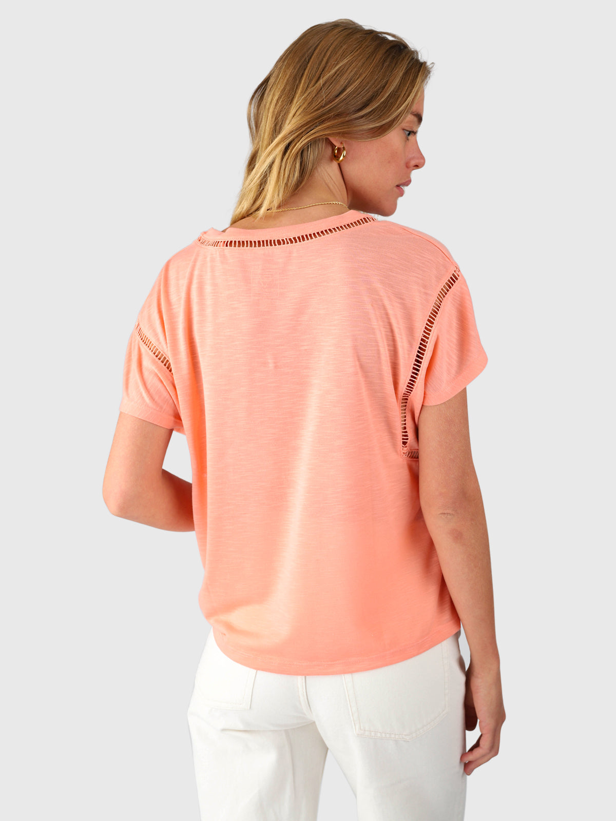 Duya Women T-shirt | Peach
