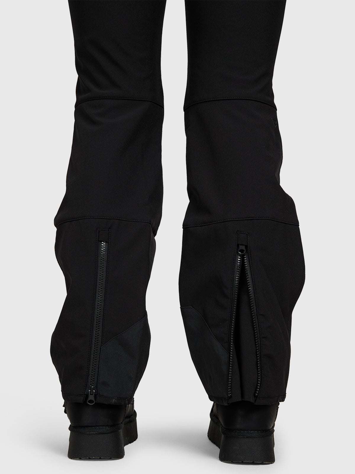 Coldlake Damen Softshellhose | Schwarz