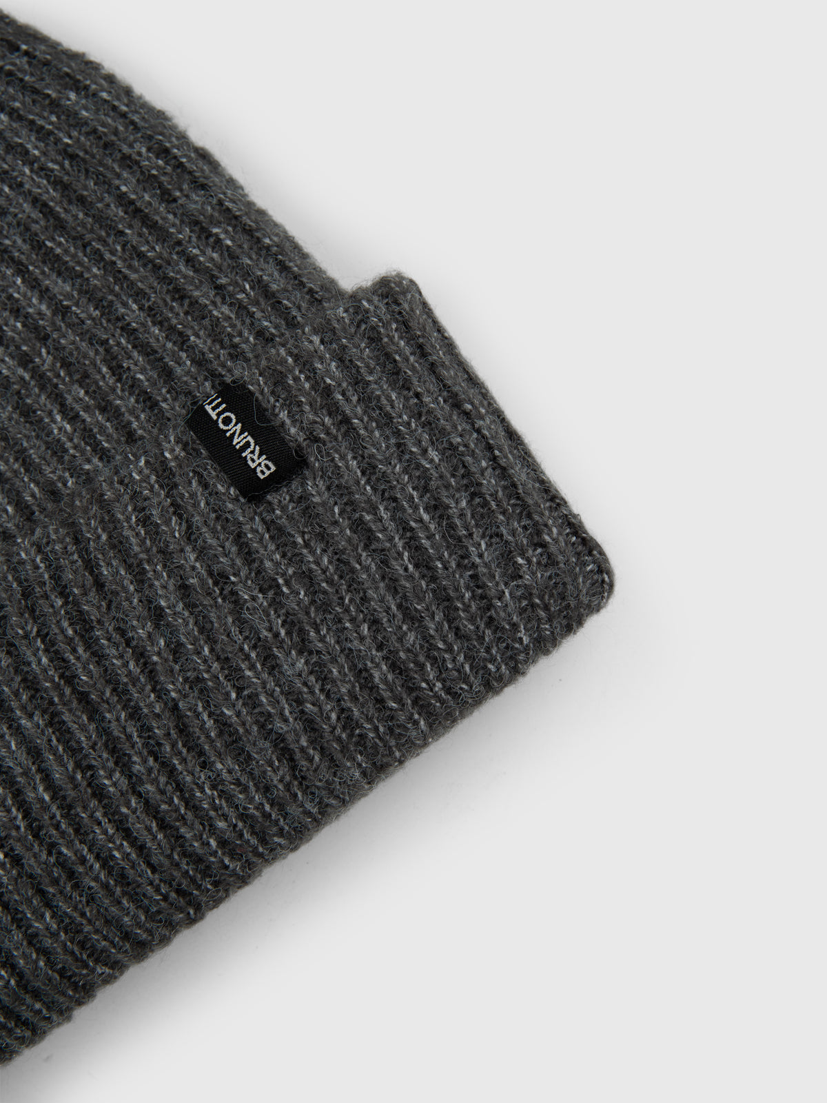 Montian Women Beanie | Black