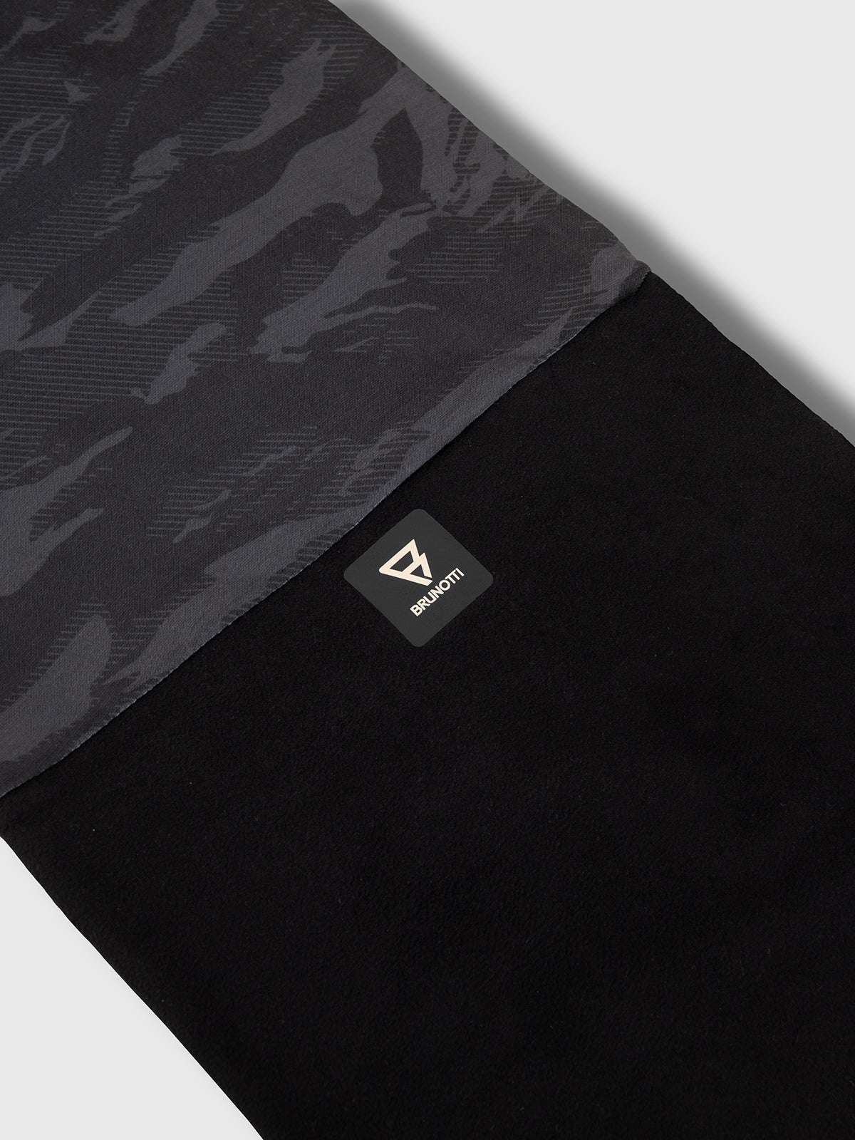 Twostroke-Print Uni Scarf | Maverick Grey