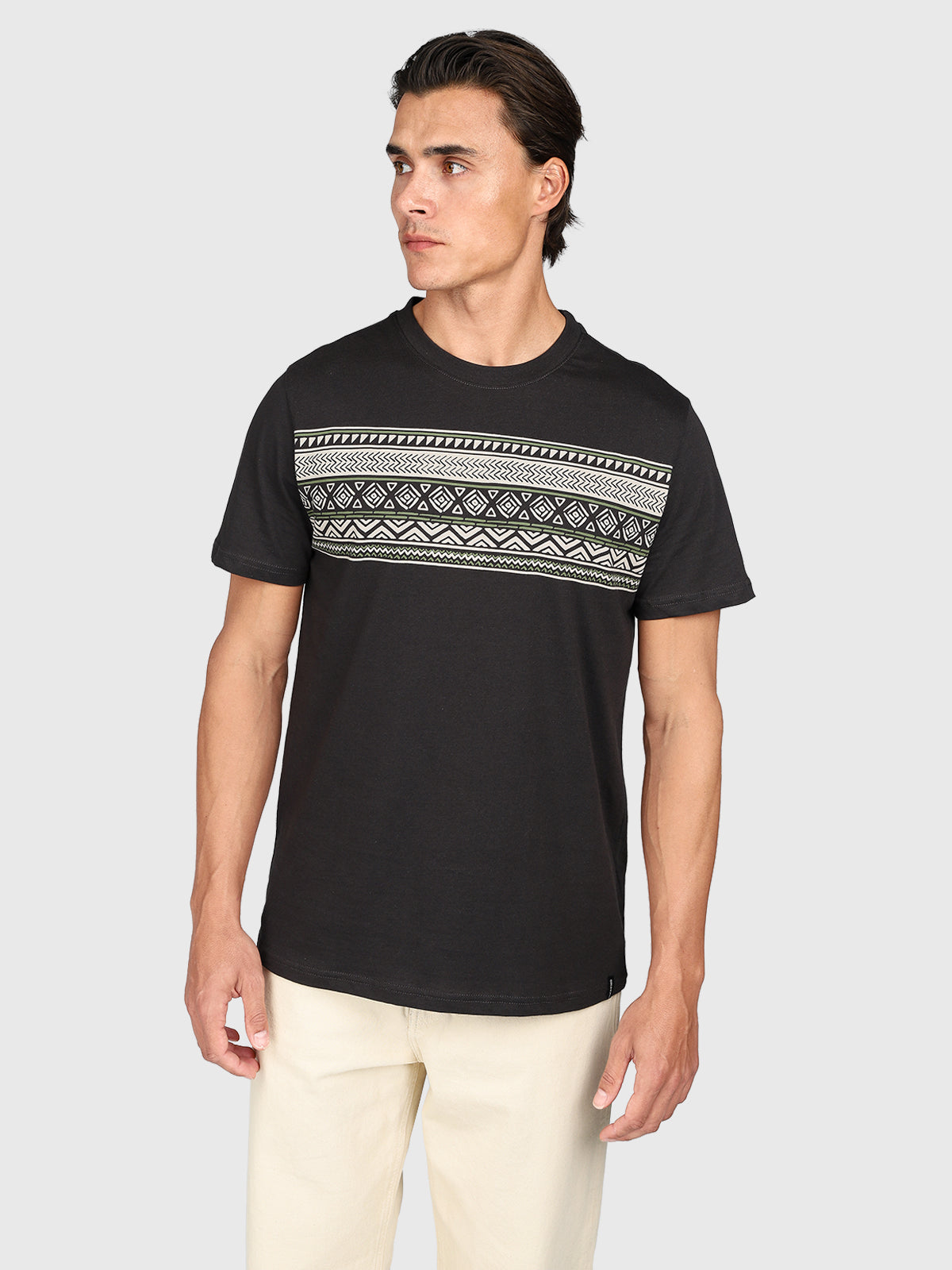 Aedeny Men T-shirt | Pirate Black