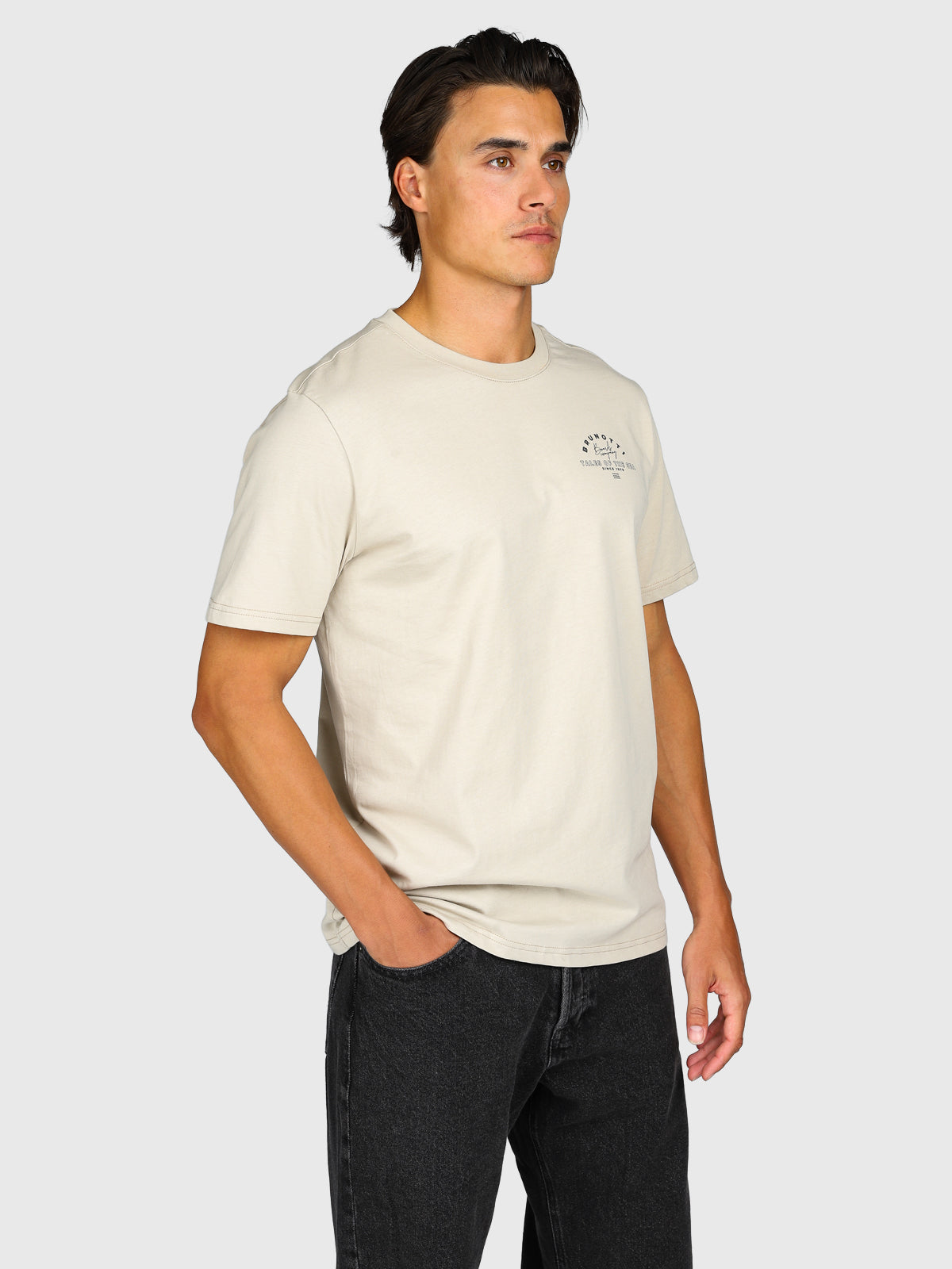 Janusai Men T-shirt | Feather Grey