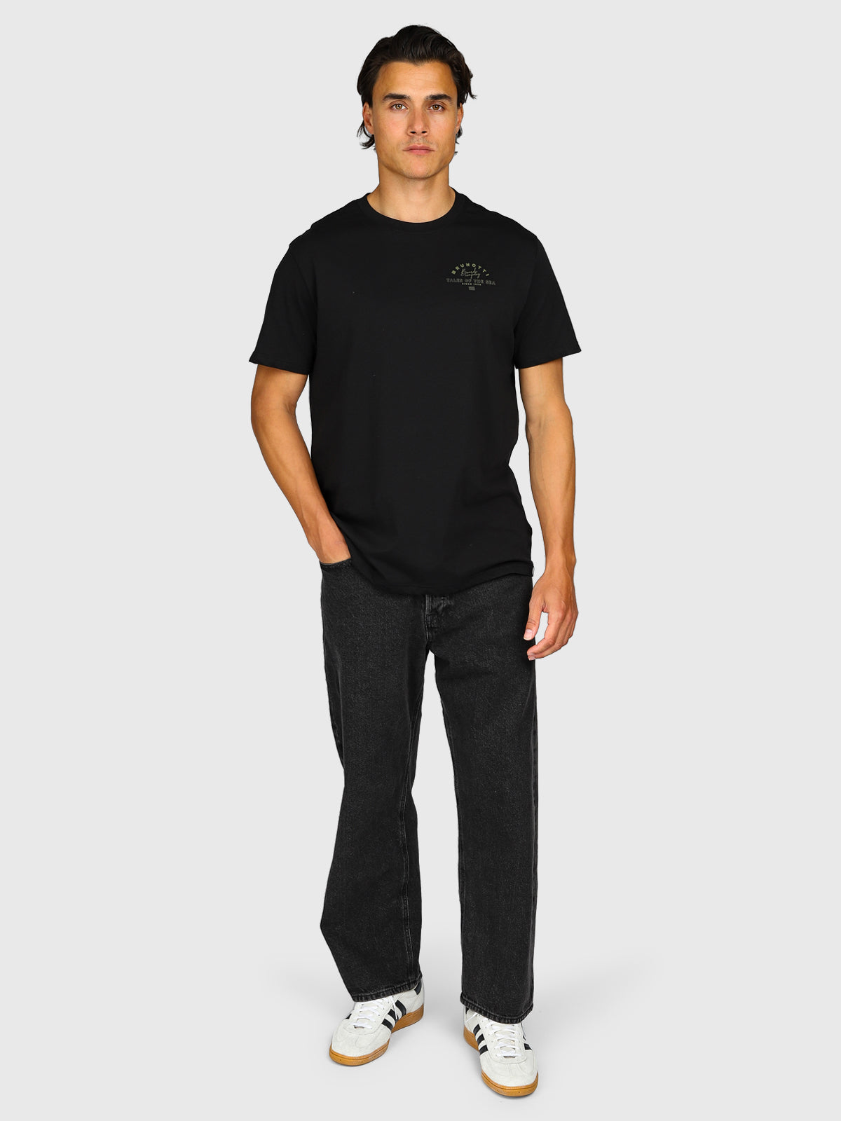 Janusai Men T-shirt | Black