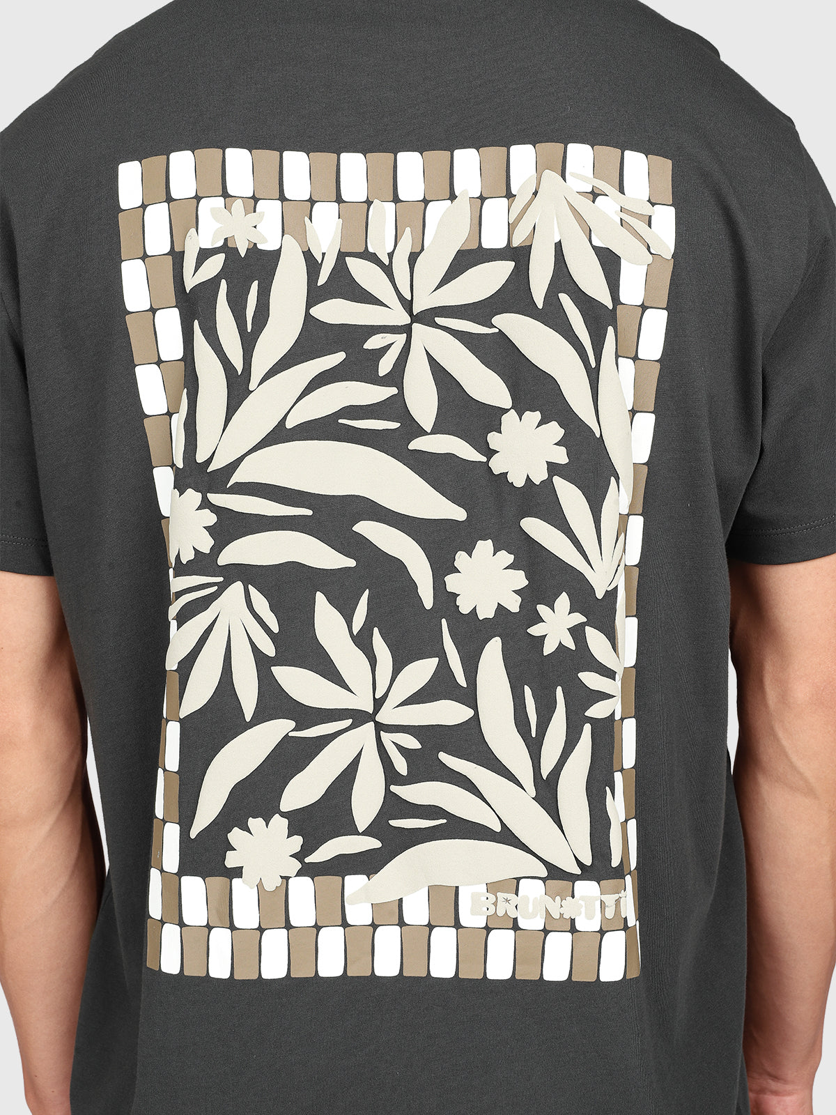 Pietros Men T-shirt | Pirate Black