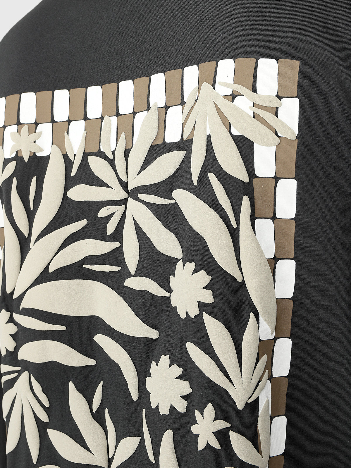 Pietros Men T-shirt | Pirate Black