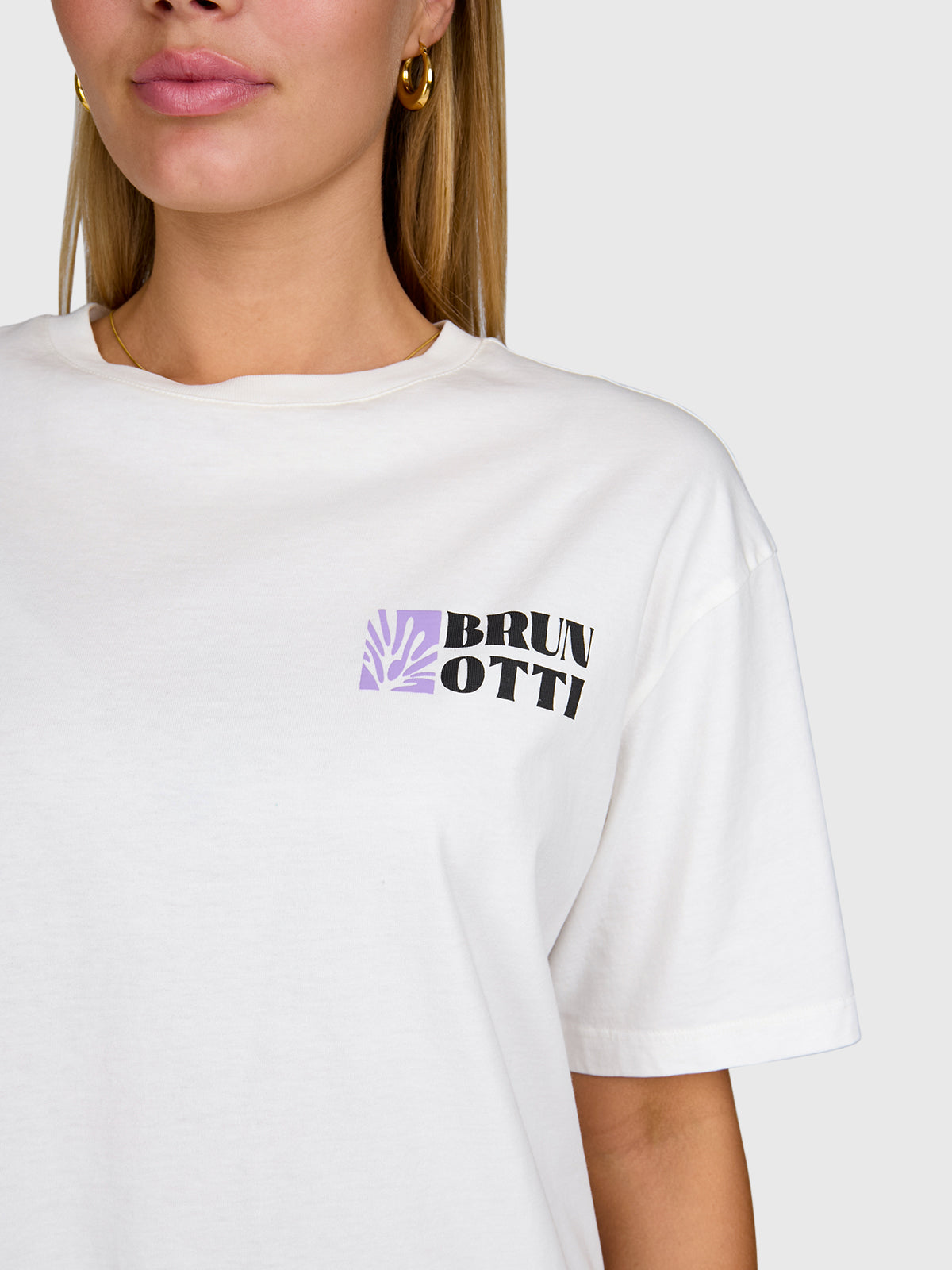 Zelday Women T-shirt | Snow