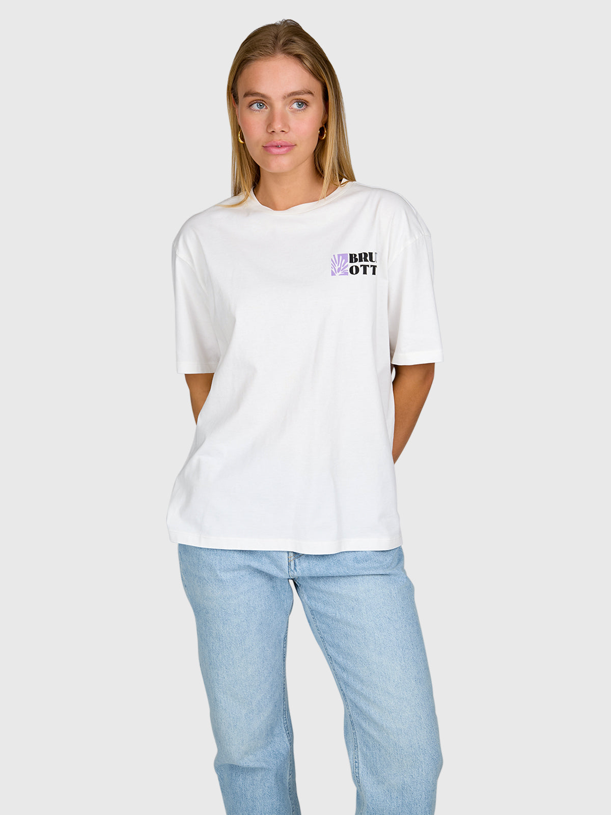 Zelday Women T-shirt | Snow