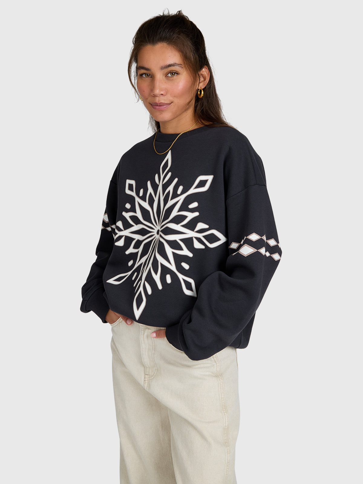 Jamea Women Sweater | Black