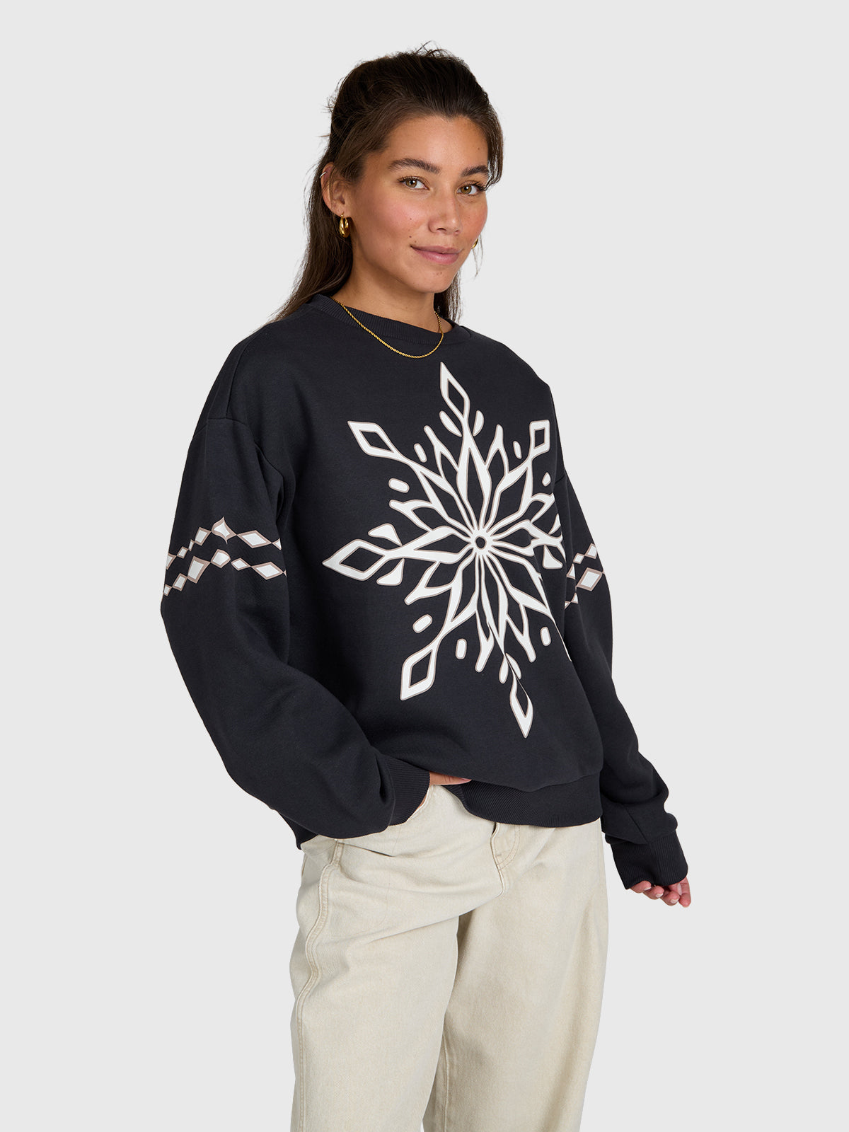 Jamea Women Sweater | Black