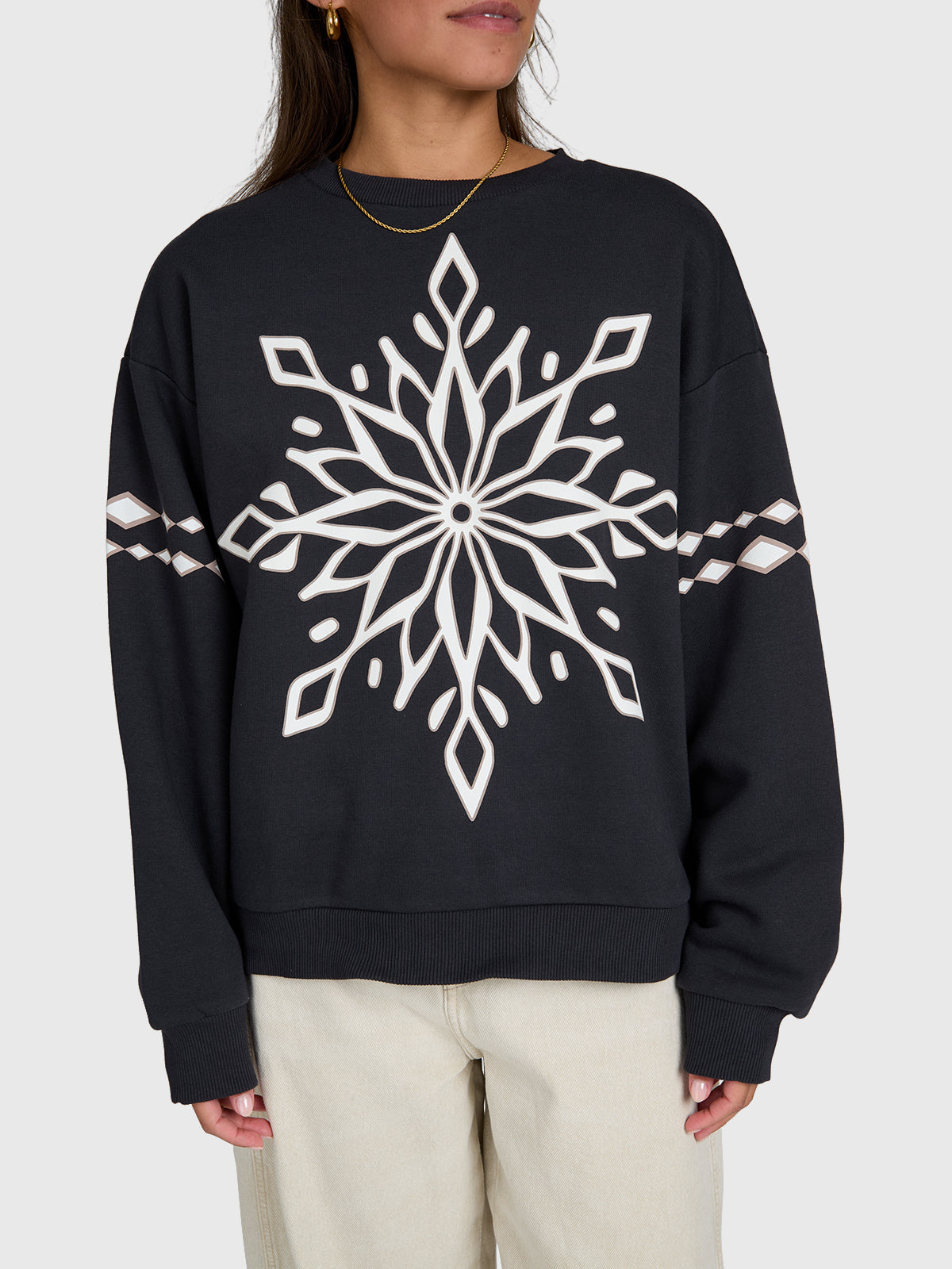 Jamea Women Sweater | Black
