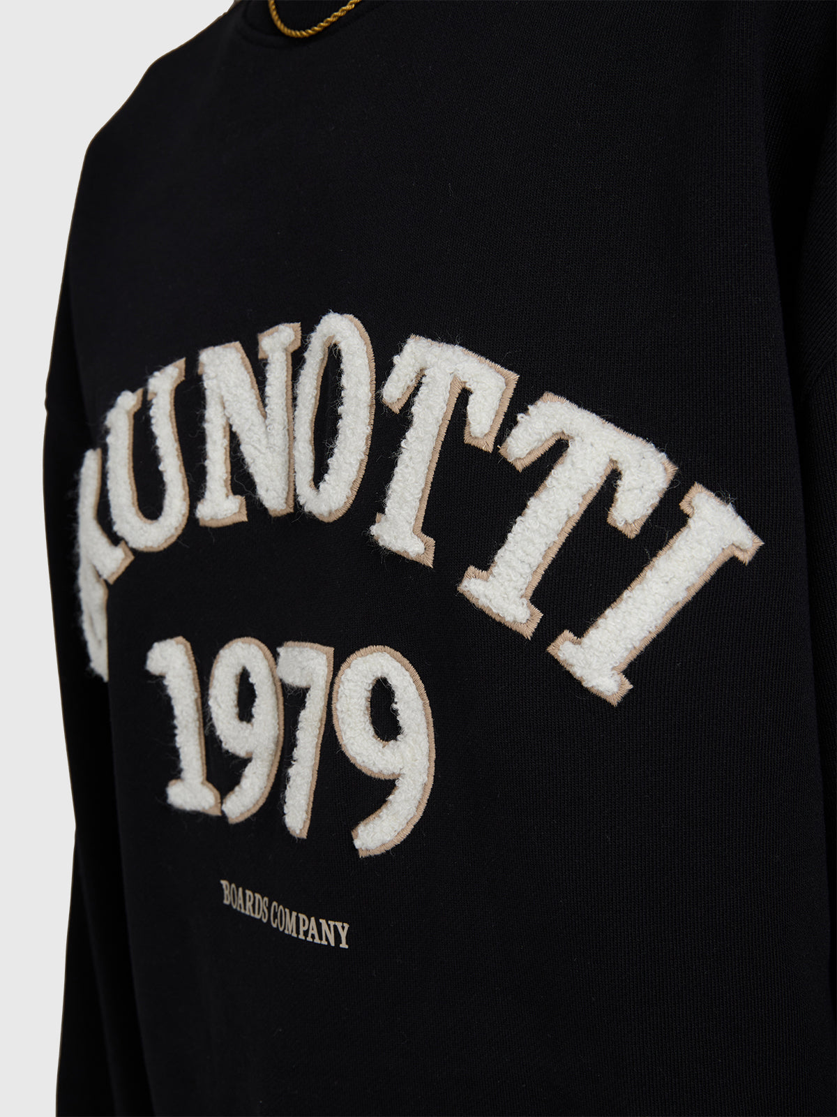 Tamea Women Sweater | Black
