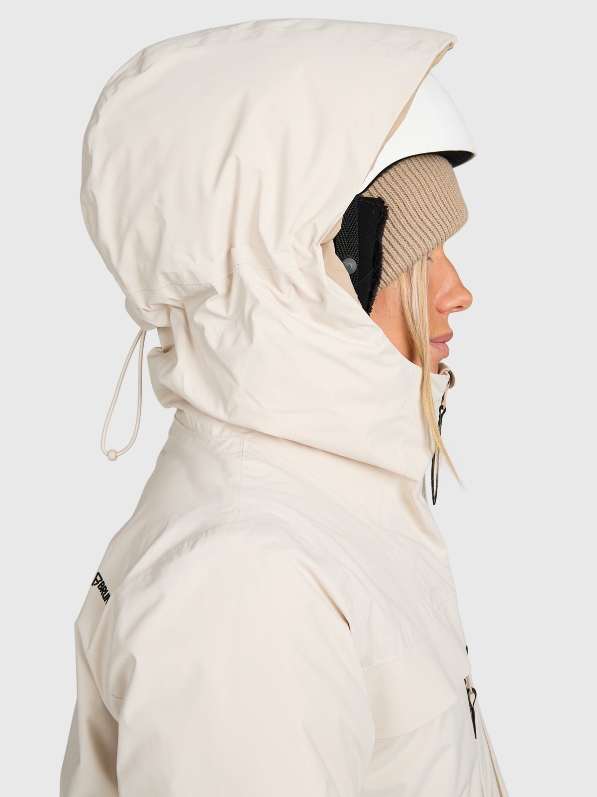 Jarmena Women Snow Jacket | Moonbeam